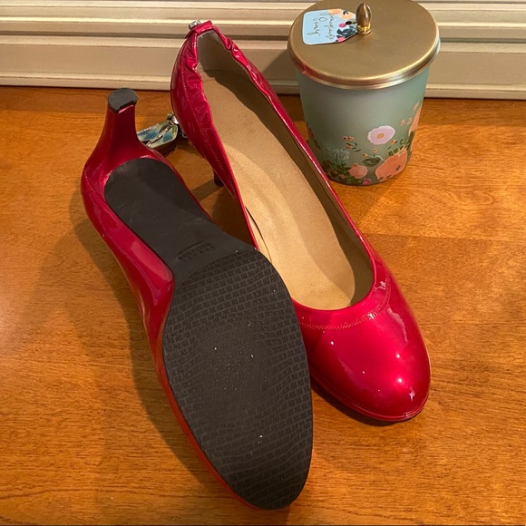 Stuart Weitzman Red Platform Pumps - Picture 4 of 7